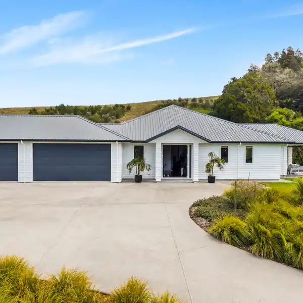 LIFESTYLE FREEDOM AND EVERYDAY JOY