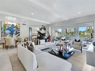 Exceptional Lakefront Home