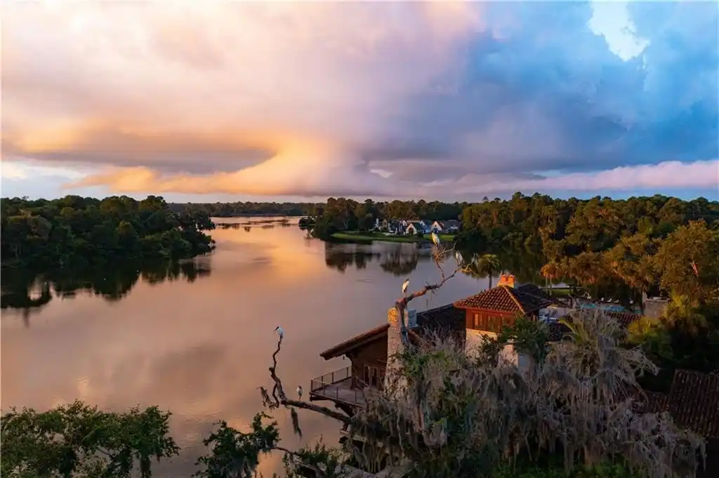 31-acre Lakefront Property in Frederica Estates