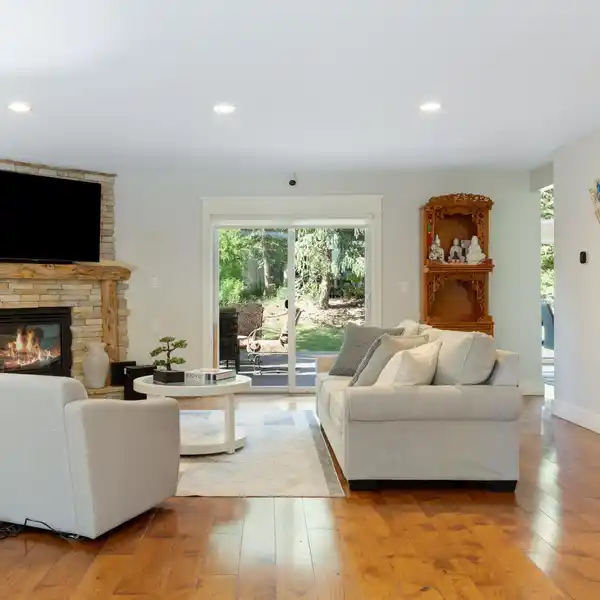 BEAUTIFULLY UPDATED HOME ON A QUIET SIDE STREET