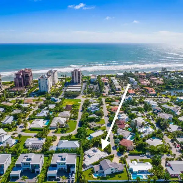 RENOVATED SINGLE-LEVEL HOME IN PRIME JUNO BEACH LOCATION