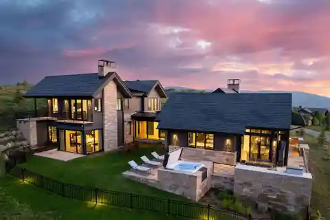 The Perfect Mountain Retreat with Every Detail Considered