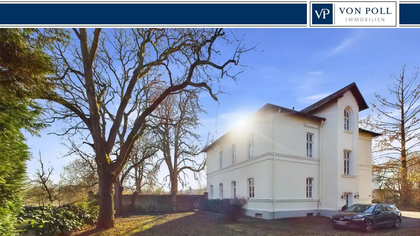 Historic Old Villa with Spacious Grounds