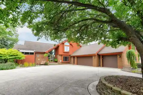 Custom Beauty on Two Acres