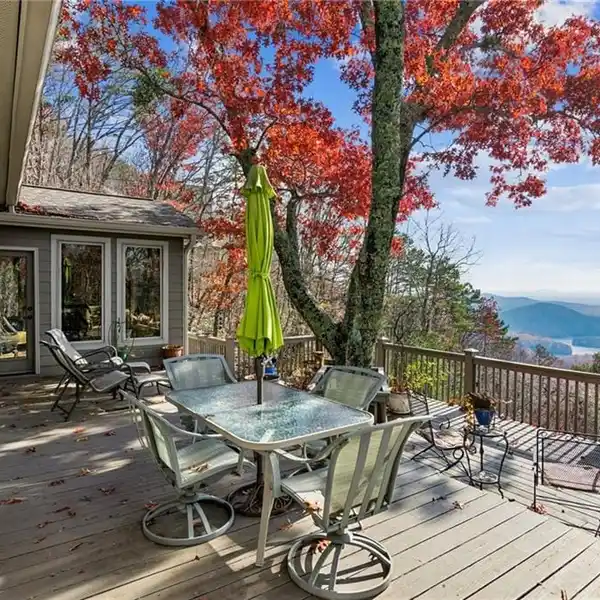 FABULOUS ONE-OWNER HOME WITH AWE-INSPIRING VIEWS