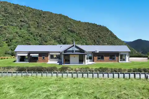Luxury Surrounded by Nature
