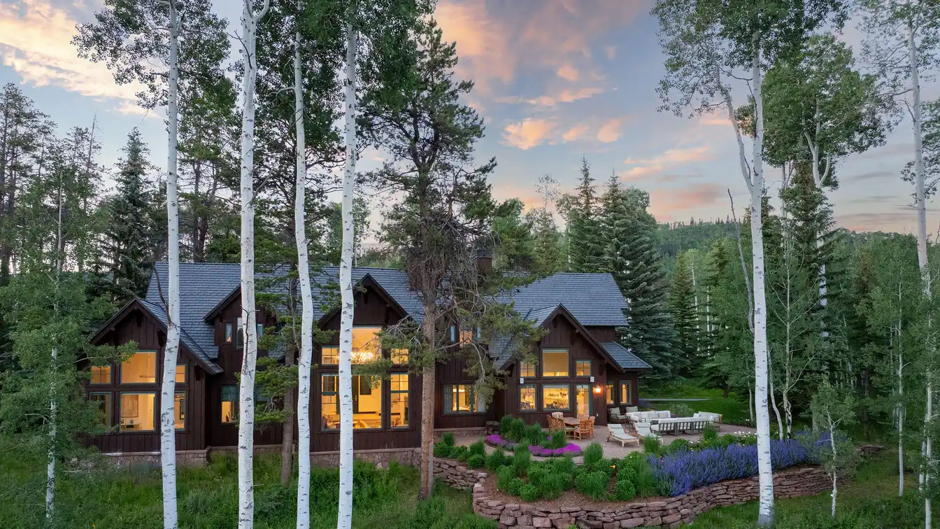 Beautifully Remodeled Home in Prestigious Mountain Star
