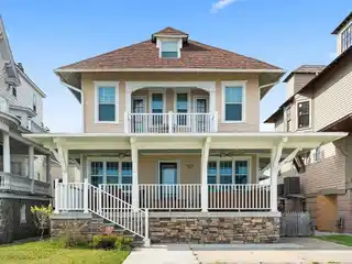 Spectacular Oceanfront Victorian