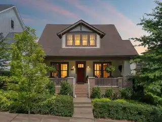 Stunning Property in Lockwood Glen