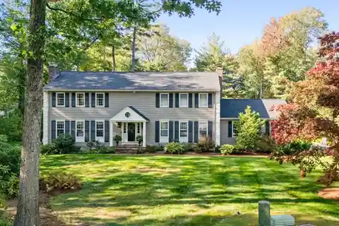 Renovated Cul-De-Sac Home with Designer Kitchen
