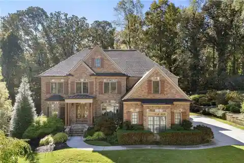 Elegant Vinings Estate with Resort-Style Amenities