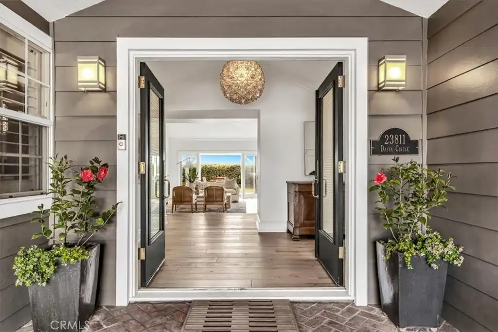 Incredible Single-level Beachside Retreat