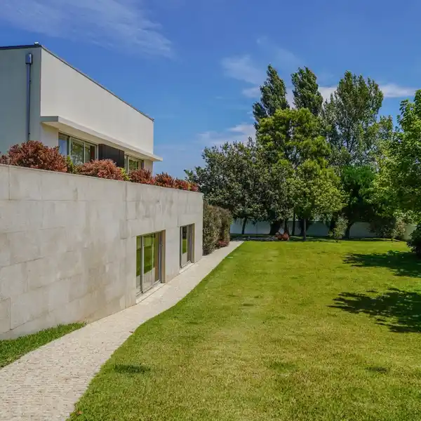 SERENE VILLA WITH INDOOR POOL AND PRIVATE GARDENS