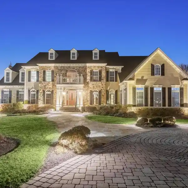 ONE-OF-A-KIND NEARLY NINE-ACRE PROPERTY