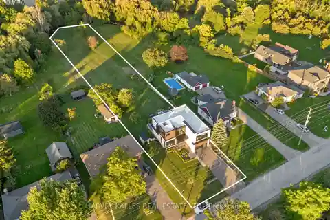 Newly Built Masterpiece Designed by Award-Winning Studio
