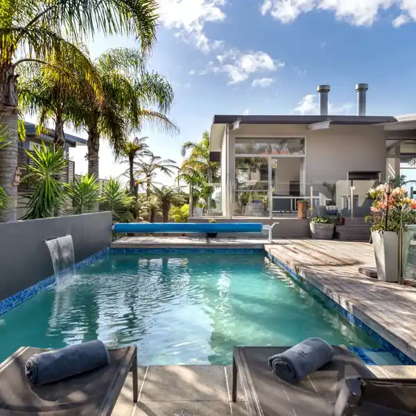 ARCHITECTURAL BRILLIANCE MEETS COASTAL LUXURY LIVING