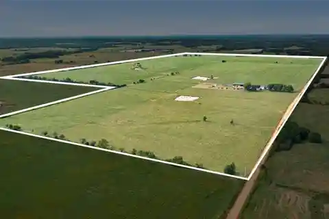 Turnkey 280-Acre Prairie Ranch