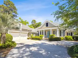 Unbelievable Opportunity Overlooking the Nicklaus Course