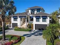 GRAND YET WELCOMING WATERFRONT HOME