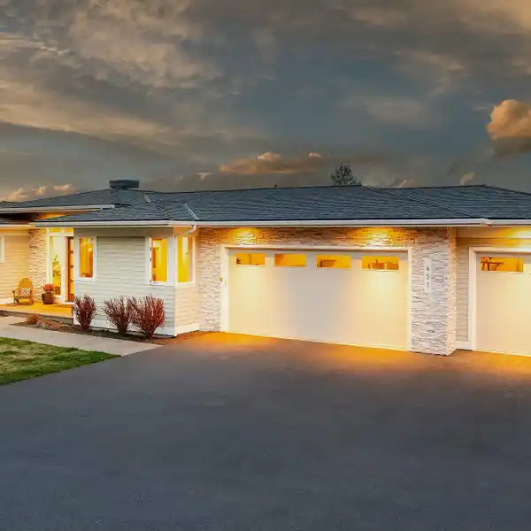 COMFORT AND STYLE WITH CONVENIENCE