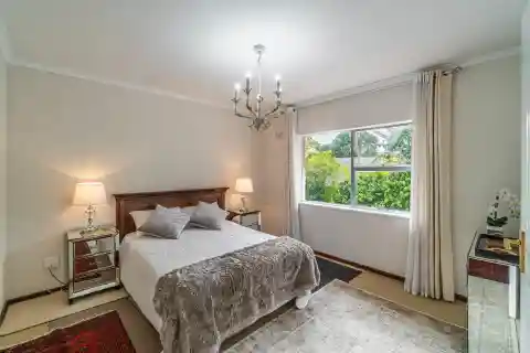 Versatile Flatlet and Panoramic Stellenbosch Vistas