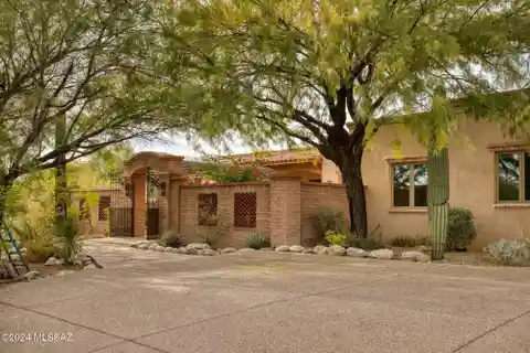 The Ultimate in Luxury and Location