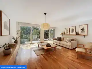 Stylish Flat with Lake and Mountain Views