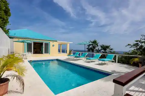 Fantastic Opportunity in Gated Peterborg