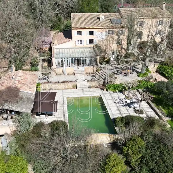 PEACE AND TRANQUILITY IN PROVENCE