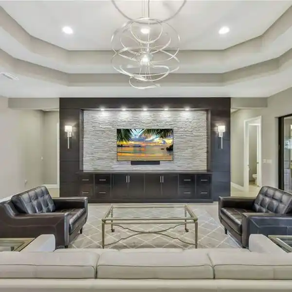 COVETED MODEL IN STONECREEK