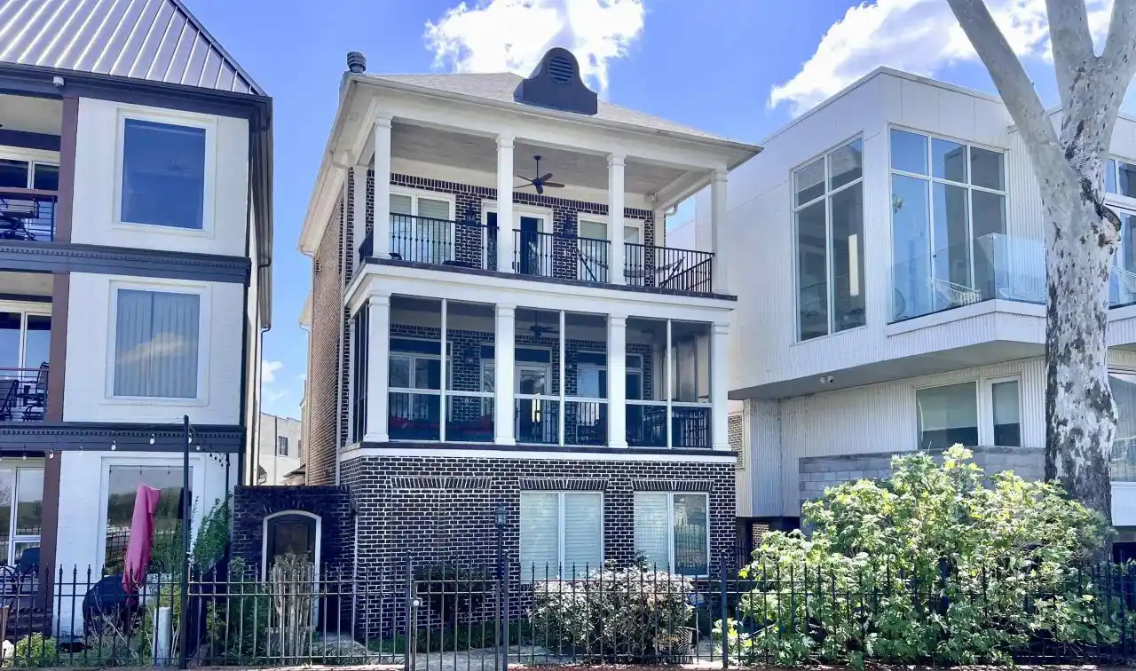 Riverfront Home in Downtown Memphis