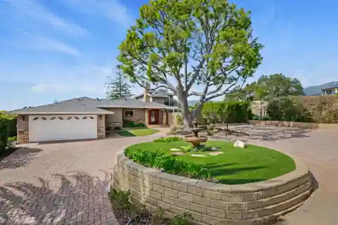 Private Compound on a Quiet Lane
