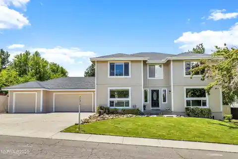 Spacious Central Reno Home on a Quiet Cul-De-Sac