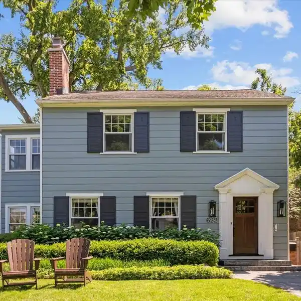 PICTURE PERFECT ALL-AMERICAN COLONIAL