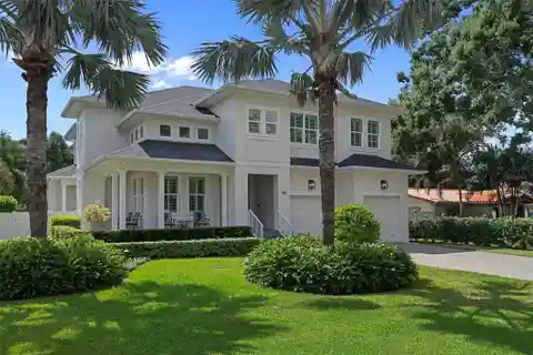 Exceptional Snell Isle Pool Home