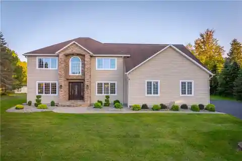 Meticulously Cared-For Colonial on a Peaceful Cul-De-Sac