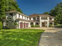 MAGNIFICENT CUSTOM HOME IN SCARSDALE