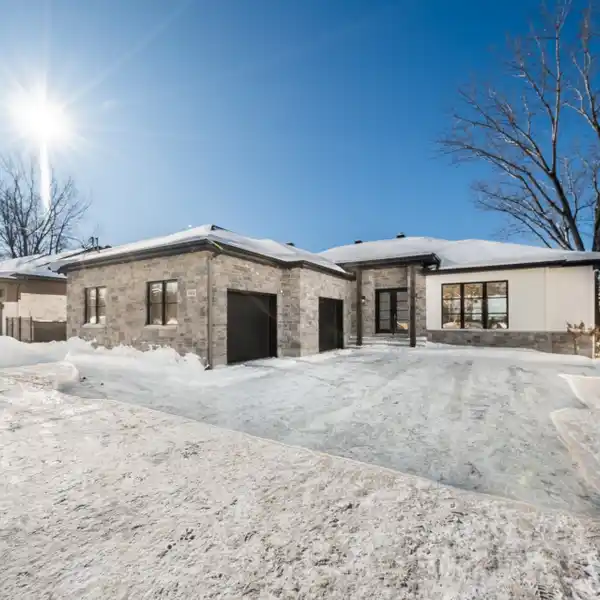 OVERSIZED BUNGALOW IN THE BEAUTIFUL ANSE AU SABLE AREA