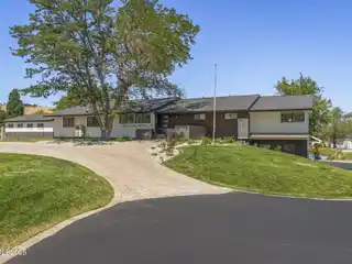 Exceptional Estate in the Heart of Southwest Reno