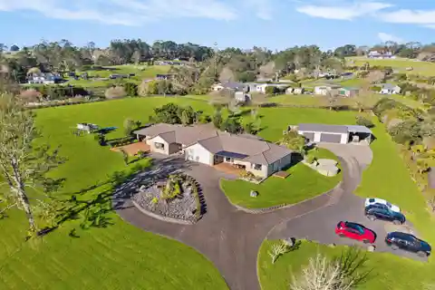 Flexible Lifestyle Estate Minutes from Silverdale