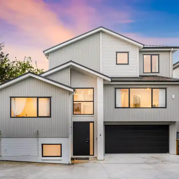 RESIDENCE DESIGNED FOR MODERN FAMILY LIFE