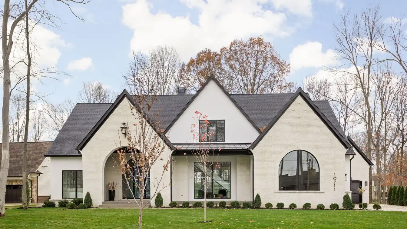 Designer Luxury Home on the Golf Course in Holliday Farms