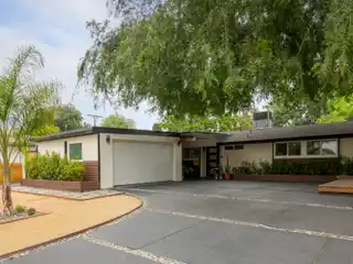 Timeless Example of Midcentury Modern Design