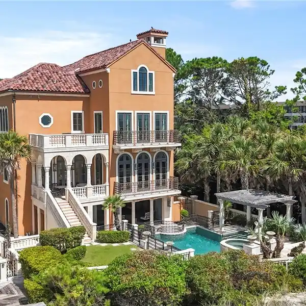 MEDITERRANEAN ESTATE IN STELLA DEL MARE