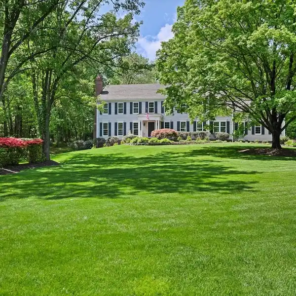 BEAUTIFULLY MAINTAINED SINGLE-FAMILY HOME