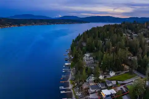 Modern Sanctuary with Breathtaking Lake Sammamish Views