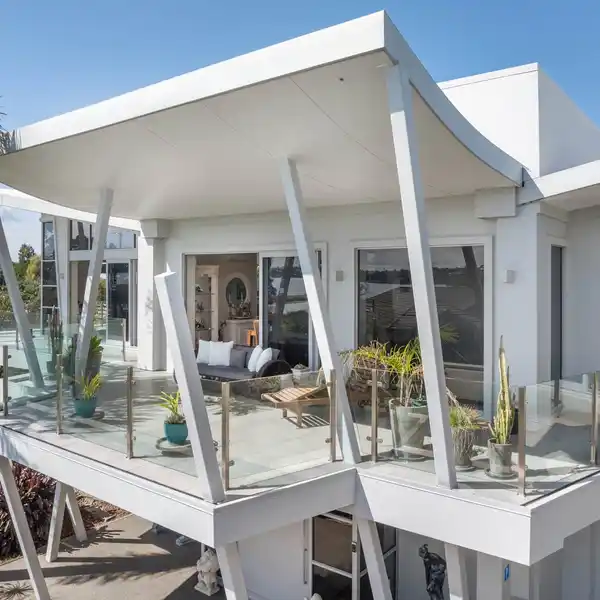 PLUMMERS POINT PARADISE