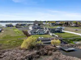 Versatile Waterfront Retreat
