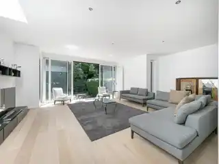 Beautiful Completely Renovated Mansion