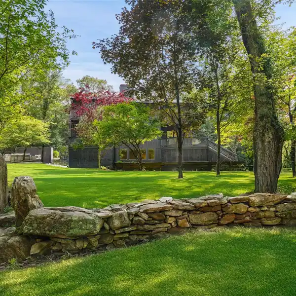 STORYBOOK SETTING MEETS DESIGNER LUXURY